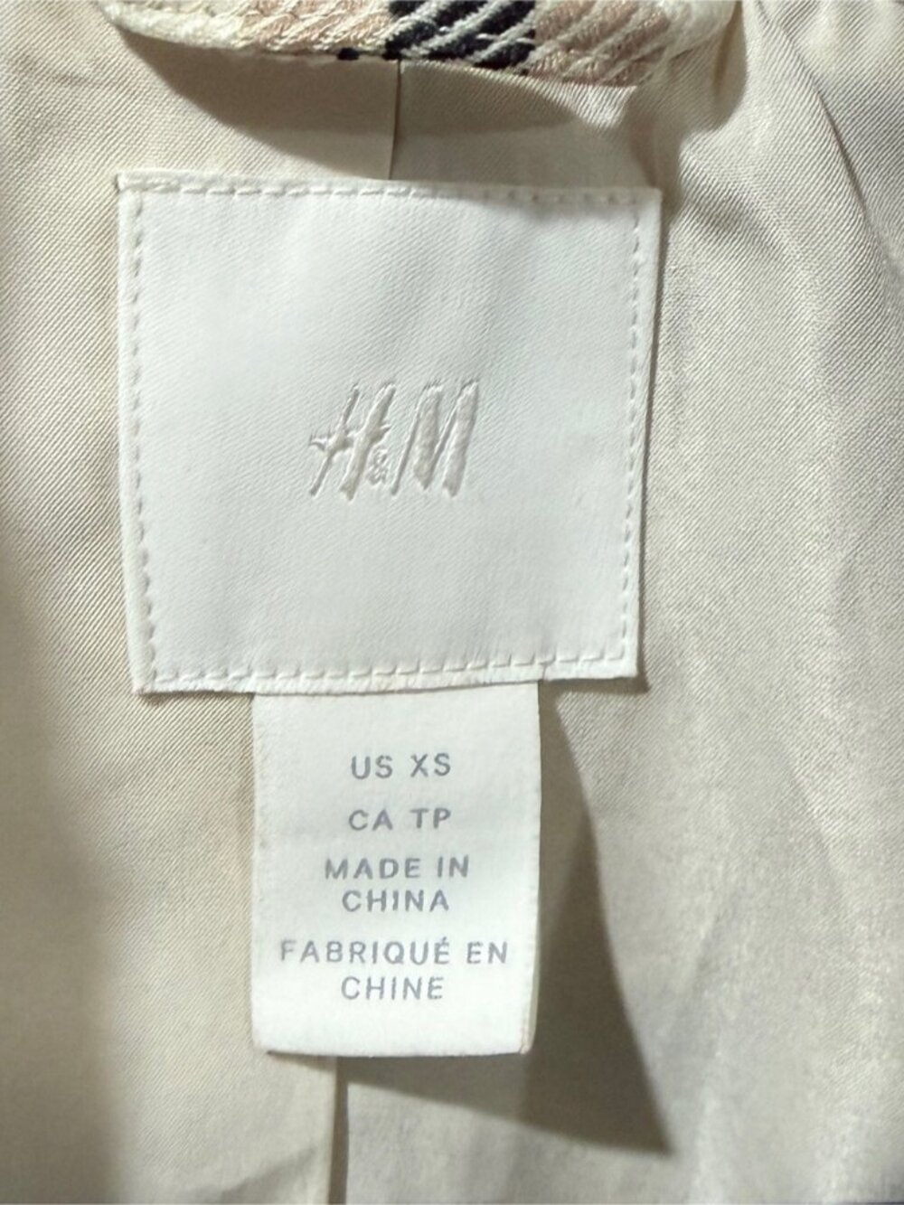 H&M Plaid Blazer Jacket | Beige & Black Check | XS - Picture 5 of 9